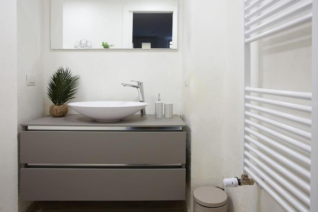 Quiet House In The Center - Porta Venezia Apartment Milano Ngoại thất bức ảnh